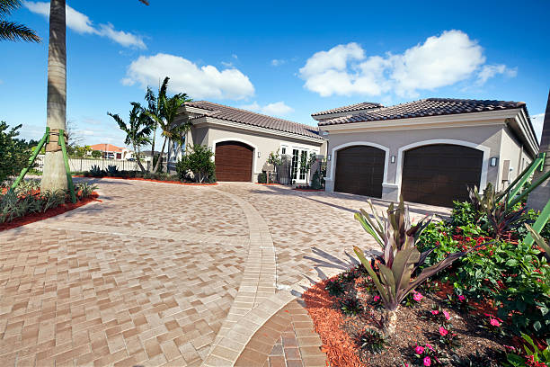 Best Driveway Pavers Near Me  in Dollar Bay, MI