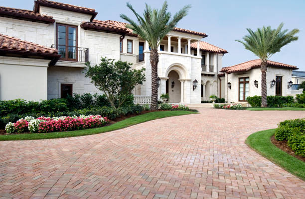 Best Interlocking Driveway Pavers  in Dollar Bay, MI